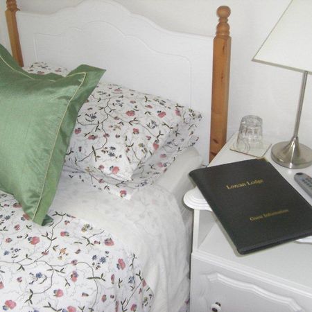 Lorcan Lodge Bed And Breakfast Santry Δωμάτιο φωτογραφία